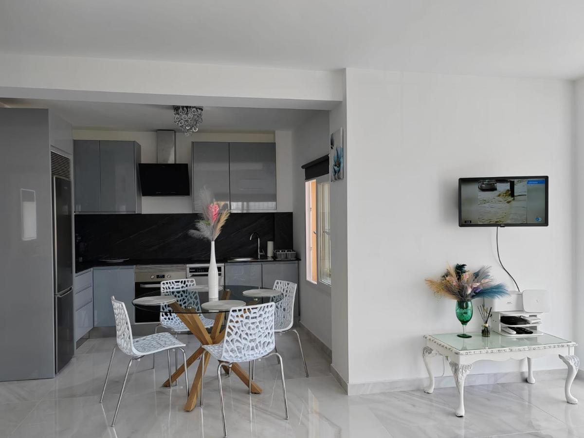 Apartamento La Torre,200M Hasta La Playa Benalmadena Exterior photo
