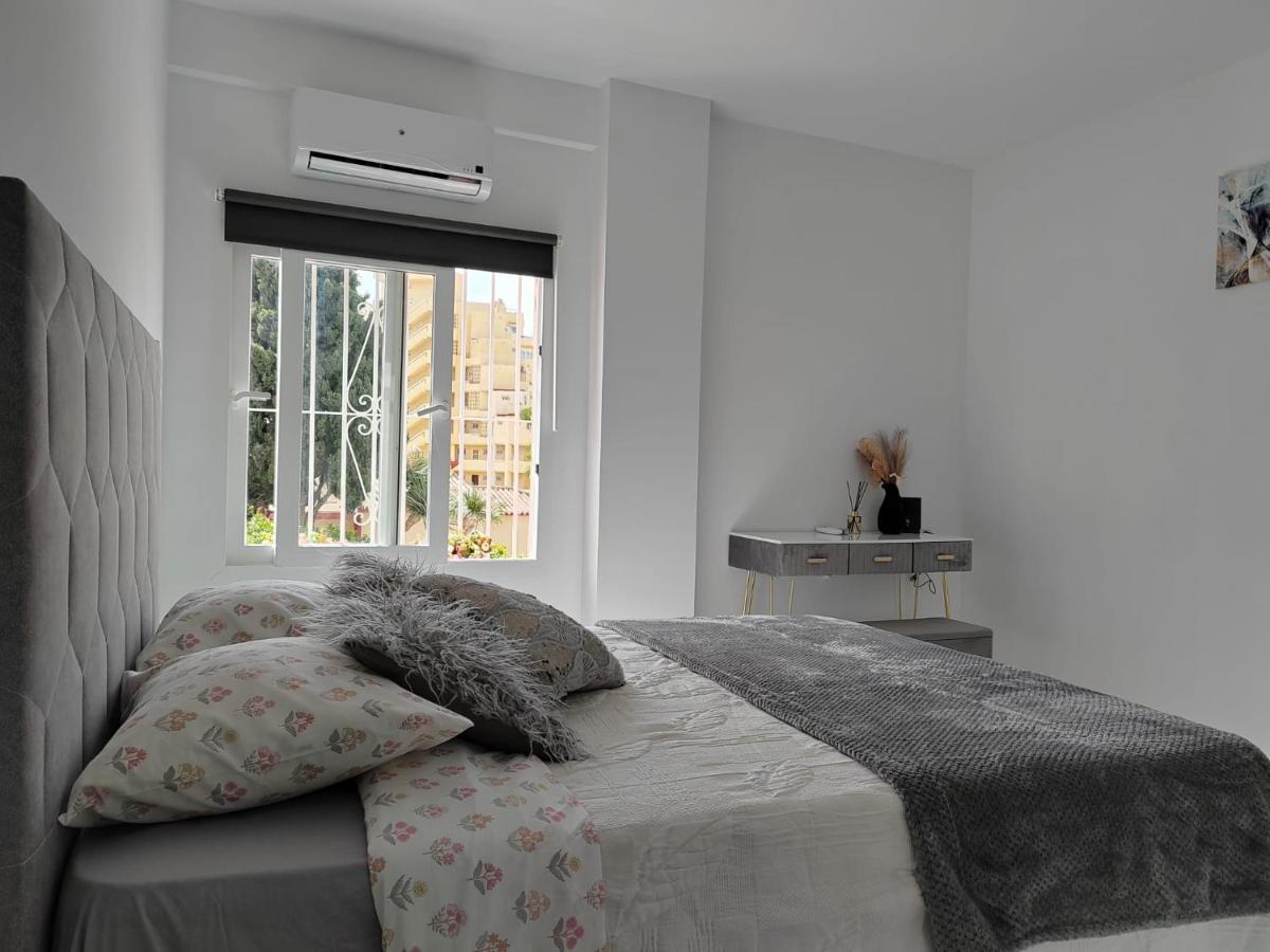 Apartamento La Torre,200M Hasta La Playa Benalmadena Exterior photo